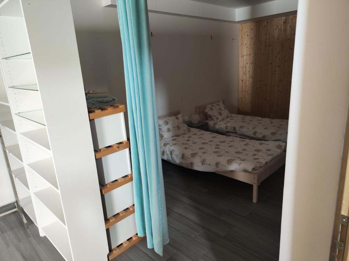 Erdgeschoss Wohnung Nahe Flughafen Wien Exterior foto